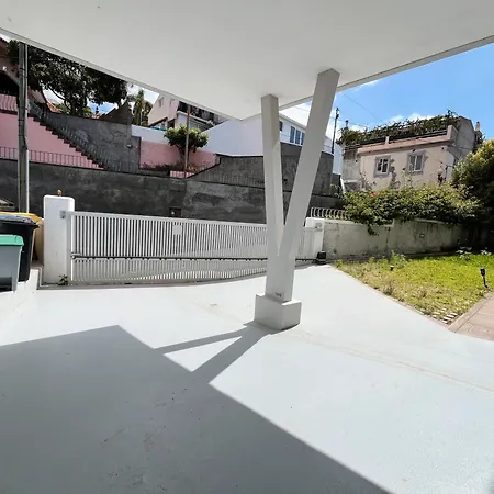 홈스테이 Sunny Double In 4br With Ac, Sea View Balcony, Workspace