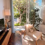 Homestay szállás Sunny Double In 4br With Ac, Sea View Balcony, Workspace Funchal