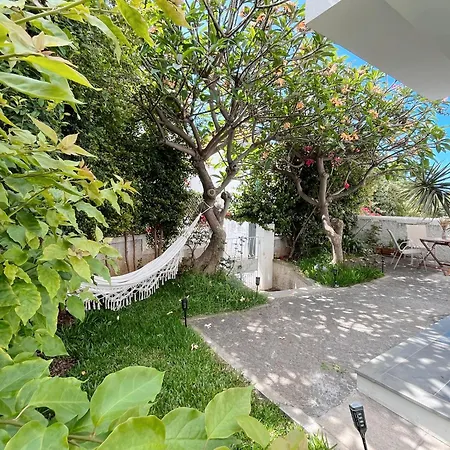 Homestay szállás Sunny Double In 4br With Ac, Sea View Balcony, Workspace *