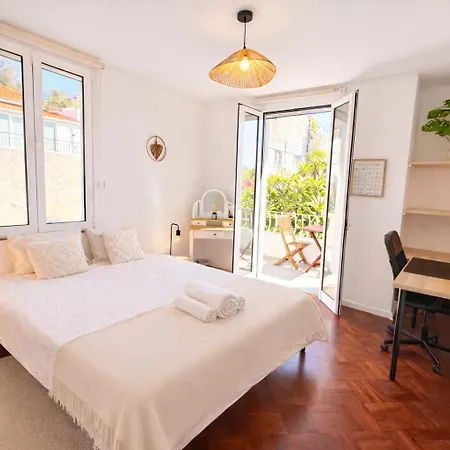 Sunny Double In 4br With Ac, Sea View Balcony, Workspace *