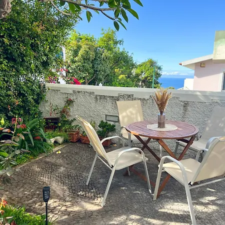 Sunny Double In 4br With Ac, Sea View Balcony, Workspace * Funchal (Madeira)
