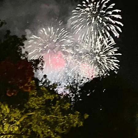 Séjour chez l'habitant Sunny Double In 4br With Ac, Sea View Balcony, Workspace Funchal (Madeira)