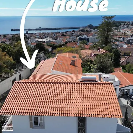 Privatunterkunft Sunny Double In 4br With Ac, Sea View Balcony, Workspace Funchal (Madeira)