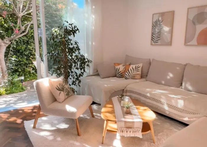 Privatunterkunft Sunny Double In 4br With Ac, Sea View Balcony, Workspace *