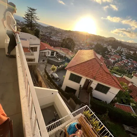 בית אירוח Sunny Double In 4br With Ac, Sea View Balcony, Workspace *